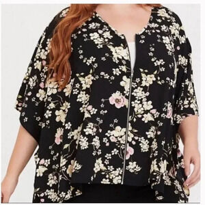 Torrid Silky Floral Kimono Style Zip Up Top Size 3